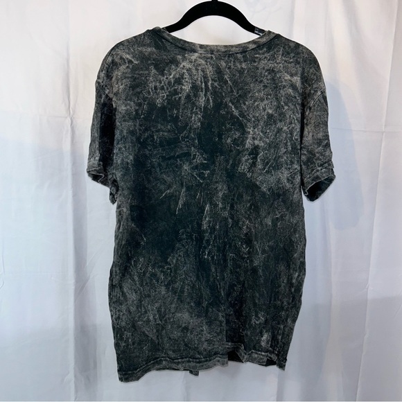 Johnny Cash Shirt Short Sleeve Graphic Acid Wash Band Tee Crewneck Pullover Top - Picture 8 of 8